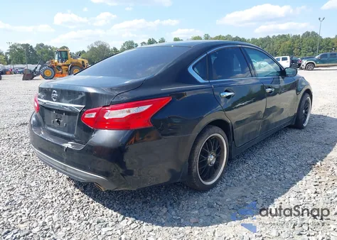 2016 Nissan Altima 2.5 S z USA, uszkodzony, nr VIN 1N4AL3AP7GN358143